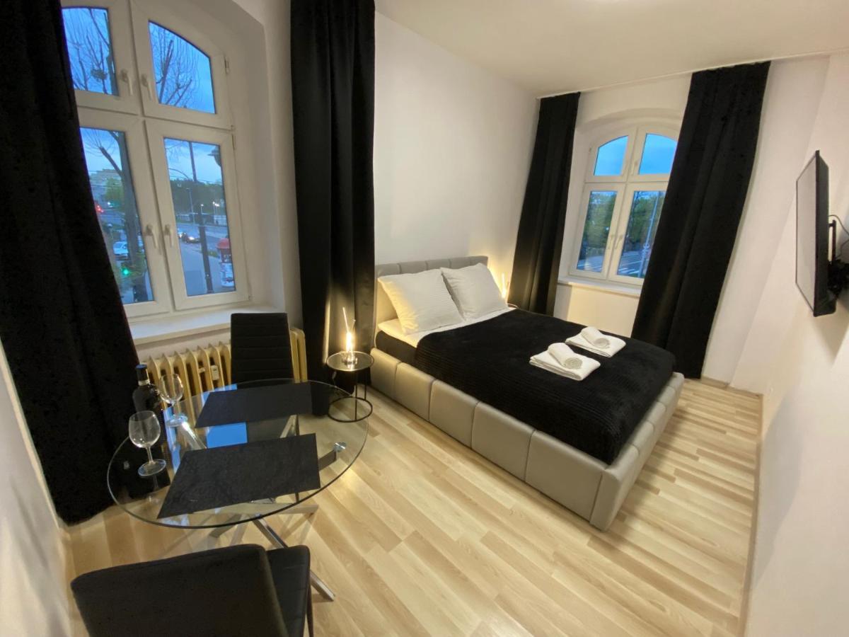 Vip Rooms Apartment ทอรูน ภายนอก รูปภาพ