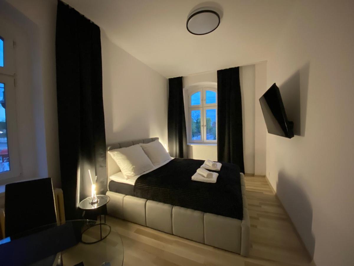 Vip Rooms Apartment ทอรูน ภายนอก รูปภาพ